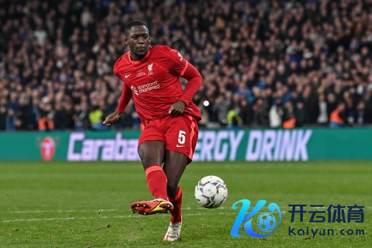 加拉：本赛季发达最好的英超后卫是科纳特，马丁内利不敢挑战他