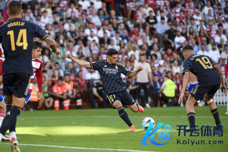 意媒：尤文将皇马中场迪亚斯视作引援宗旨，他相配相宜莫塔的战略